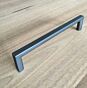 Möbelgriff - Zamak - Graphit - Griffstärke: 8 mm - Drei Längen: 136 bis 328 mm