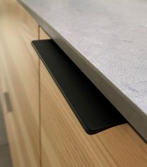 Griff - Zamak - Schwarz matt - Drei Längen: 71 bis 231 mm